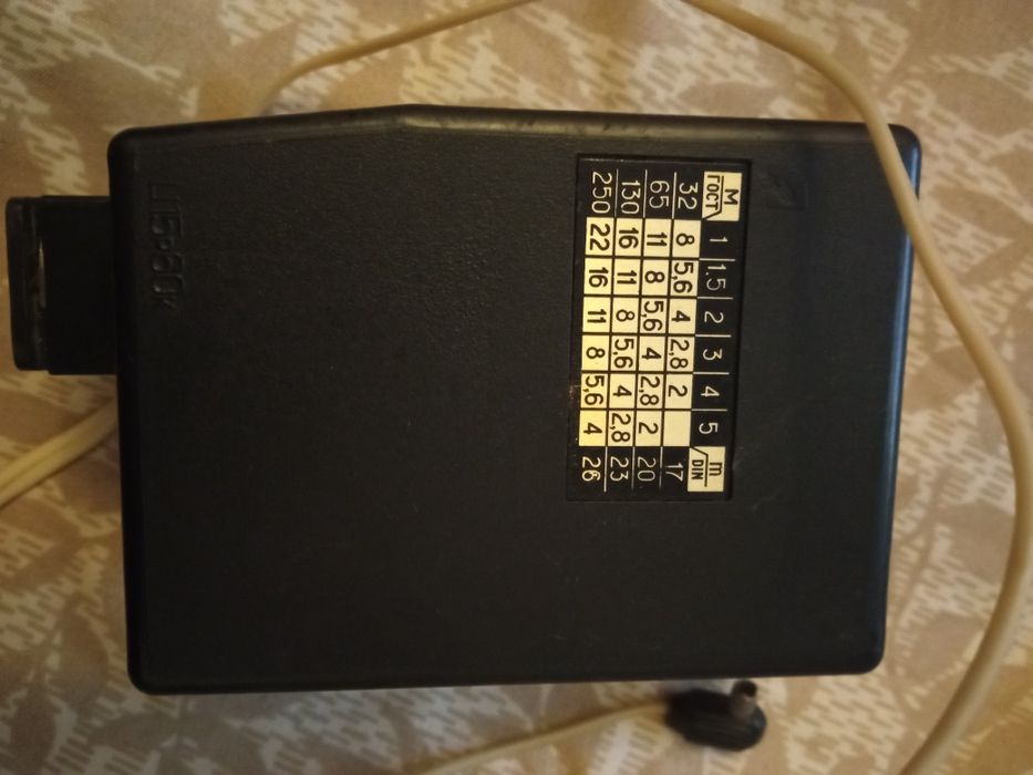 Фото светкавица СЕФ 3м