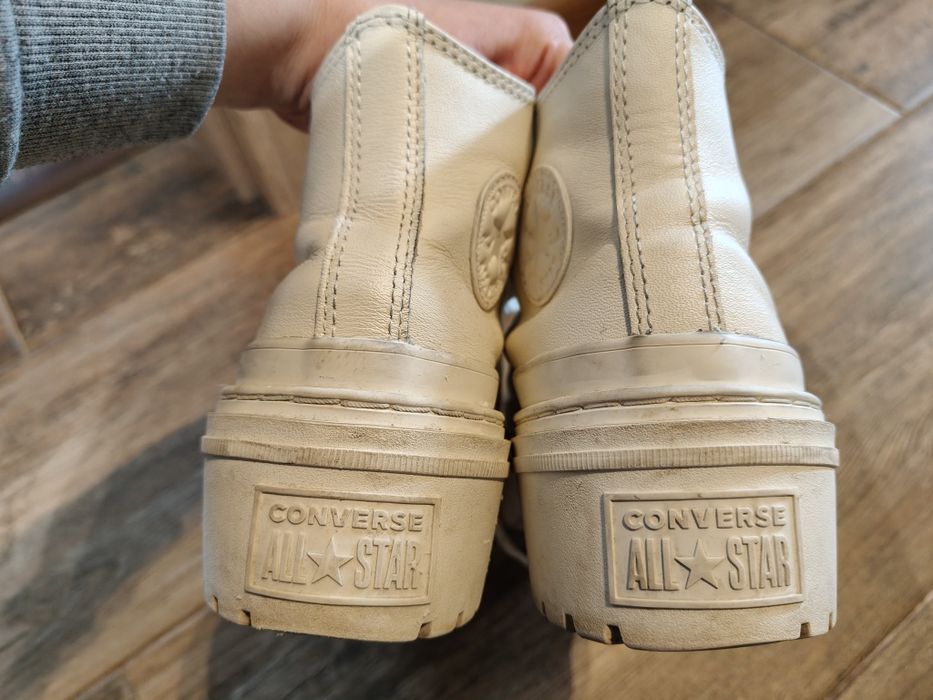 Кожени кецове Converse