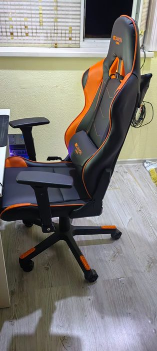 Стул игровой для геймеров