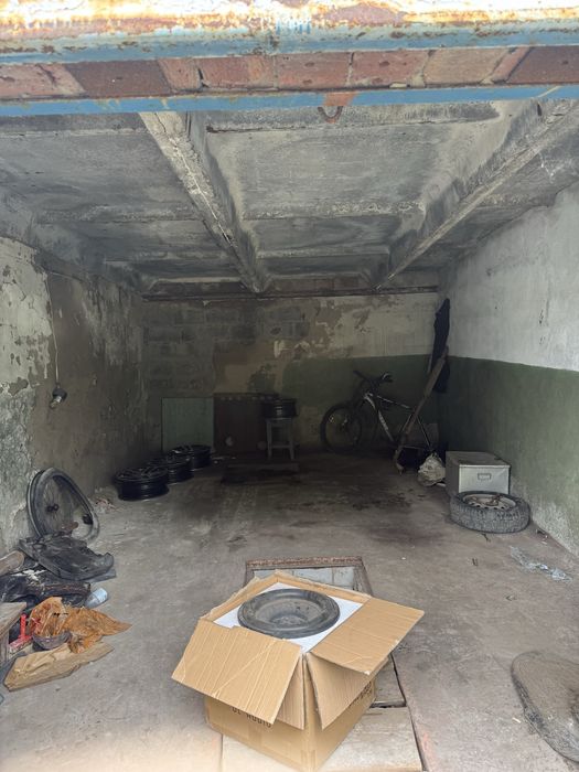 продам гараж на серверных