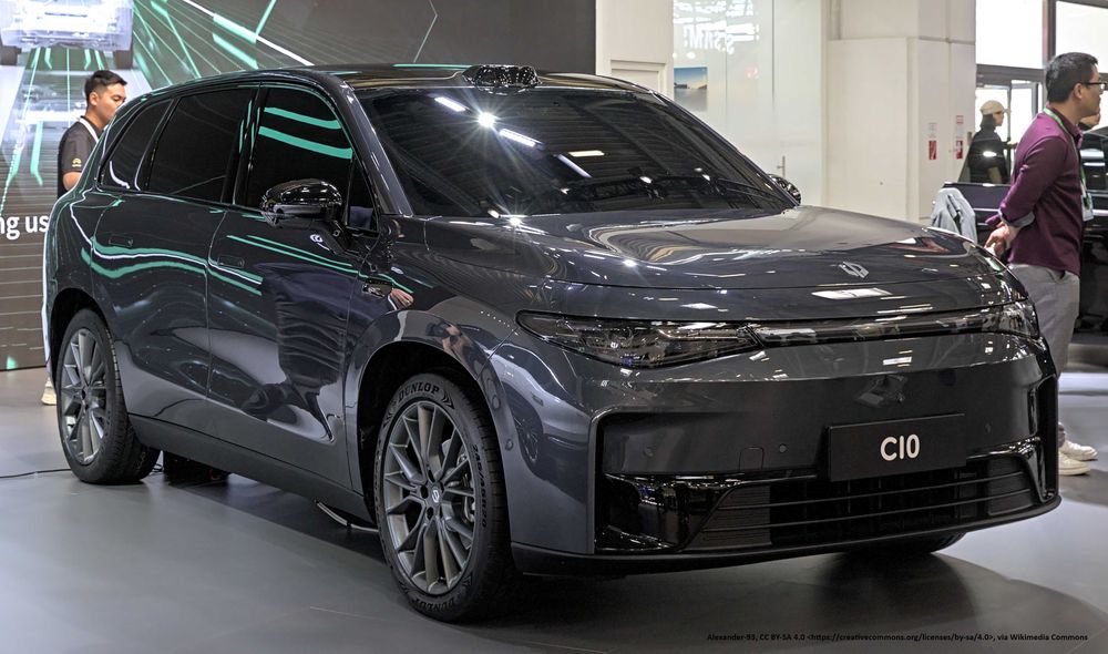 Leapmotor c 10 premium 210km naxt va nasiya