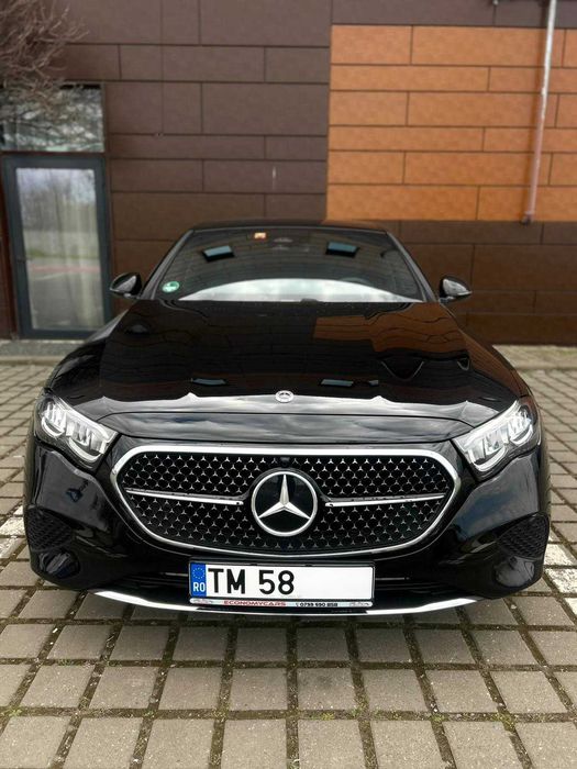 Mercedes-Benz E300e Hybrid Benzina+Electric - An Fabricatie 2025