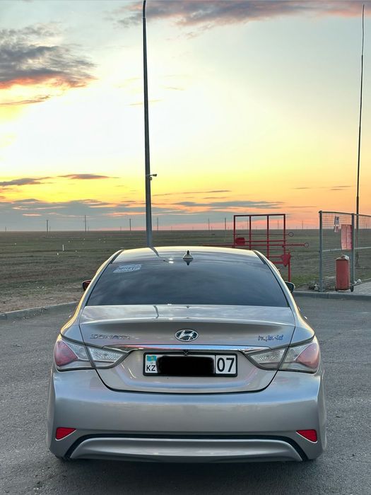 Хендай Соната YF