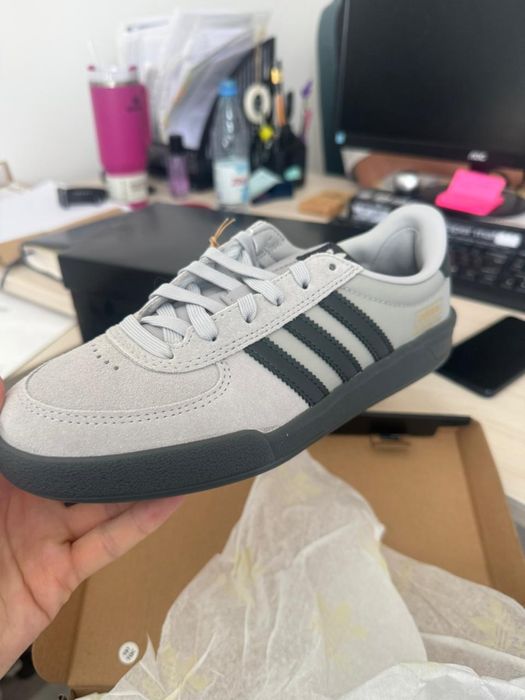 Адидас оригинал серые