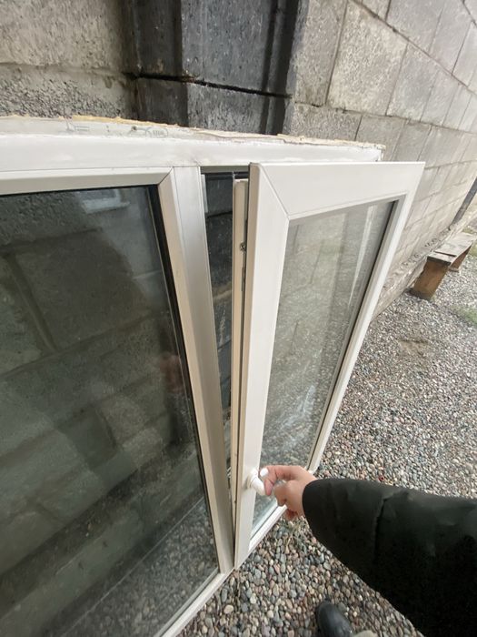 Окно пвх б/у хорошем состаяние