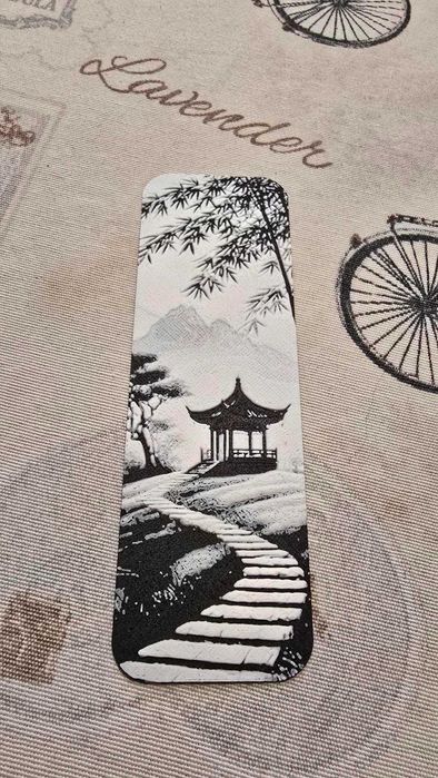 3D принтирани книгоразделители - азиатско вдъхновение и изящен дизайн