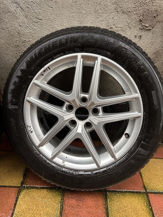 Jante cu anvelope iarna 225/55/r17 5x112