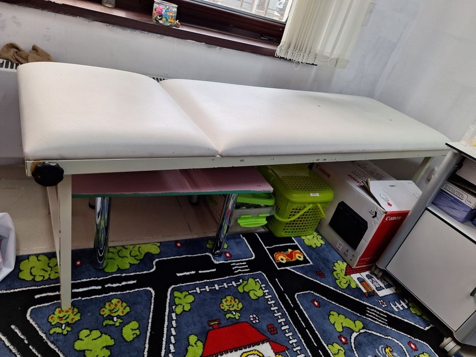 Продам кушетку для массажа