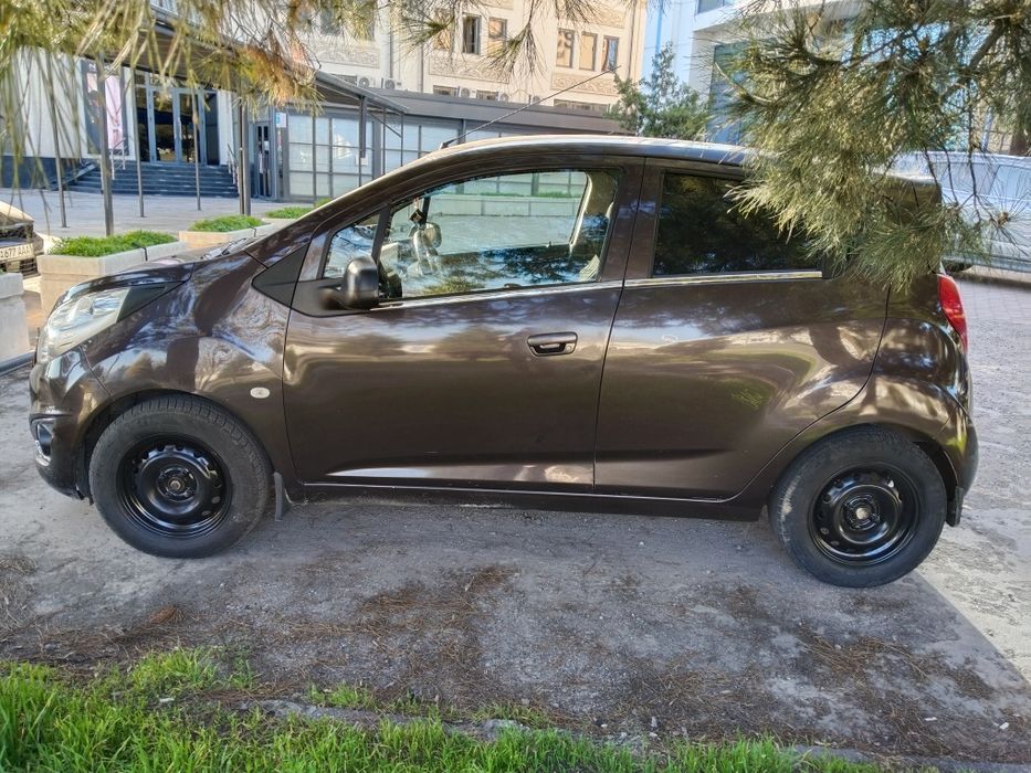 Spark 2017 2 pozitsiya 1.25 mator abs konditioner srochna