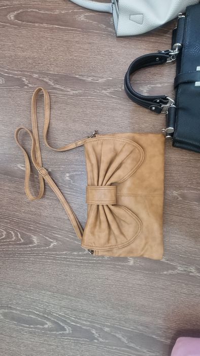 Цена за все Сумка 4 шт Чёрный HERMES Жёлтый-коричневый LC WAIKIKI 
Юну