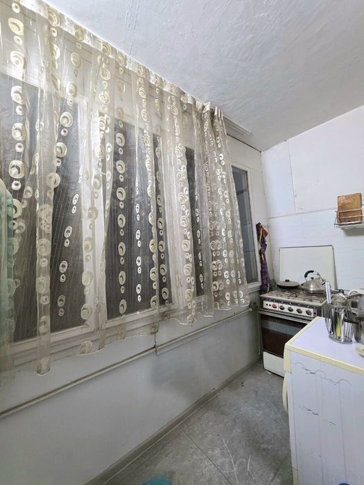 Буюк ипак йюли художники 1в2/1/5 33м²