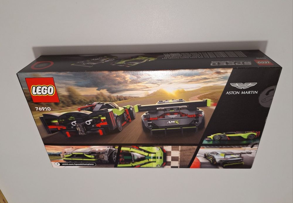 LEGO 76910 Aston Martin Valkyrie AMR and Vantage GT3 Bucuresti
