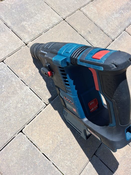 Rotopercutor Bosch gbh 26f ,,defect "