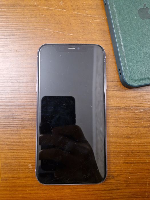 Iphone 11 64g в хорошем состоянии