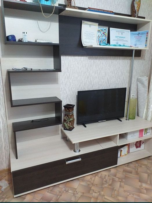 Продам стенку горку