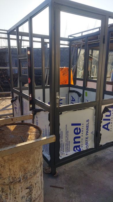 Butka sotiladi 2m×1.80m profildan