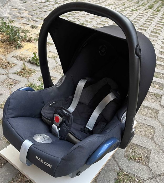 MAXI-COSI Cabrio Стол за кола-кошница 0-13кг