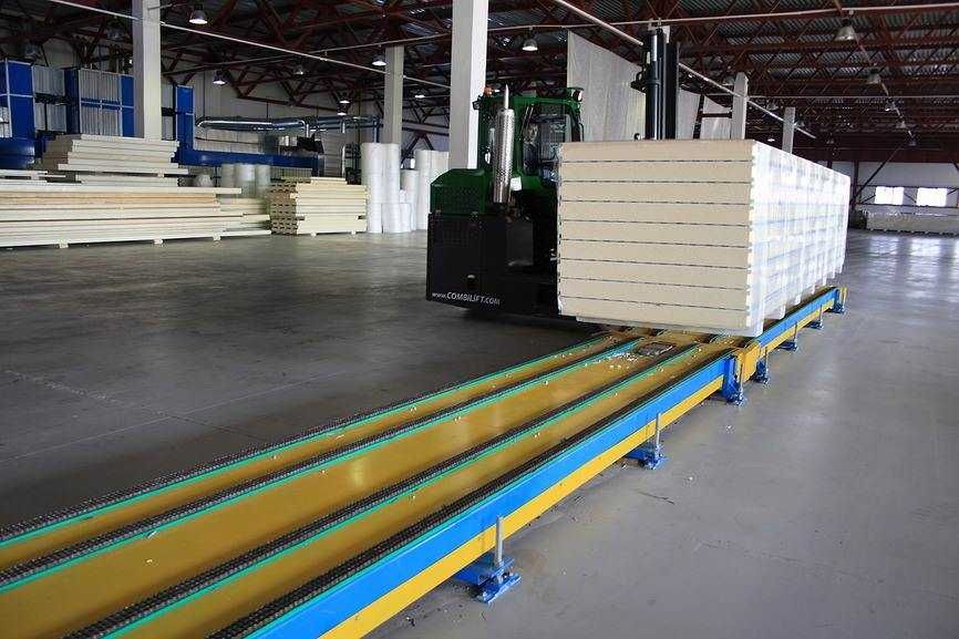 Kompaniyamiz sanoat sifatidagi sendvich panellarni taklif qiladi.