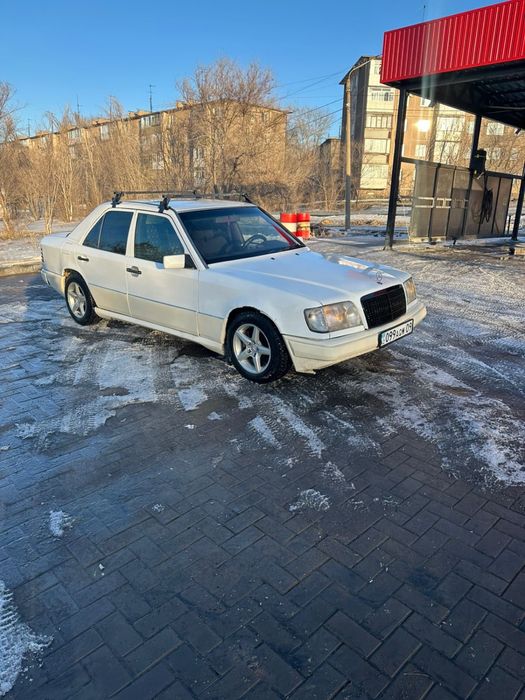 Продам 124 мерседес