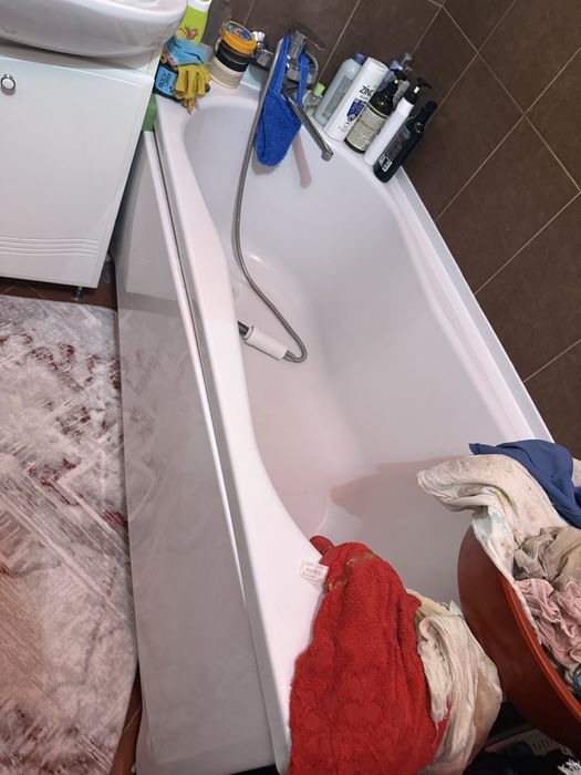 Продам унитаз, раковину, ванну