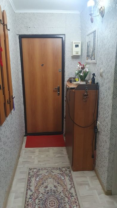 Продаётся 3 комнатная квартира