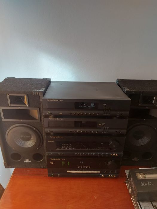 CD Hărman Kardon HD710 perfect funcțional