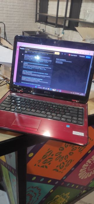 Ноутбук Dell Inspiron