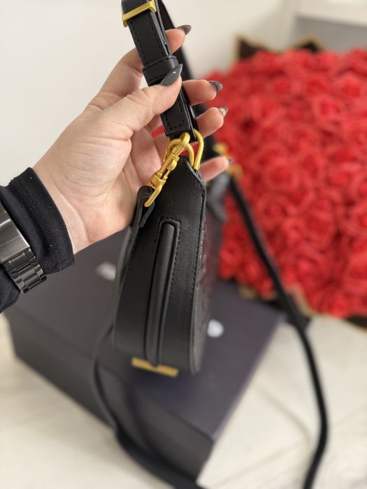 Уникална Fendi чанта