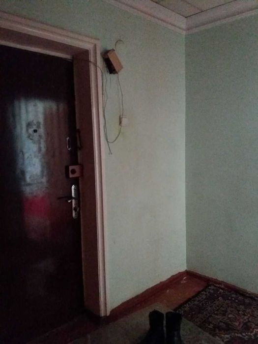 Срочно 4 ком 77 я серия улучшенка / кирпич / 3 этаж/ два балкона/