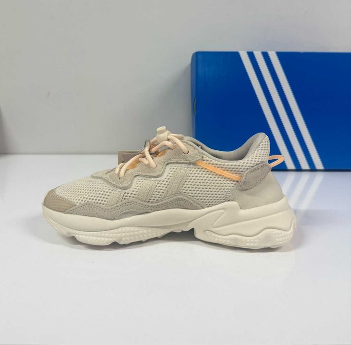 adidas Ozweego W