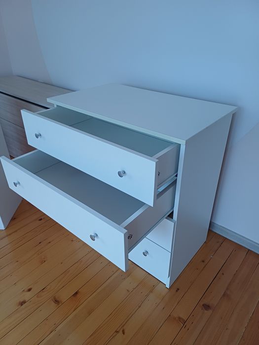 Детски скрин -  в добро състояние