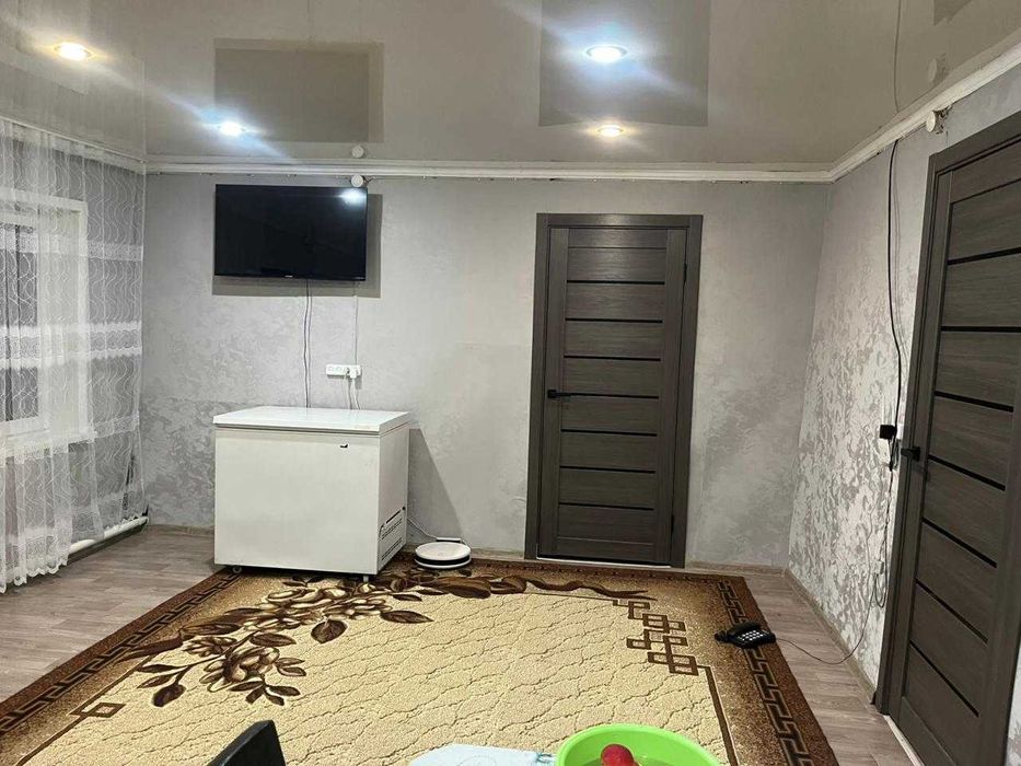 Продам просторный дом для большой семьи.