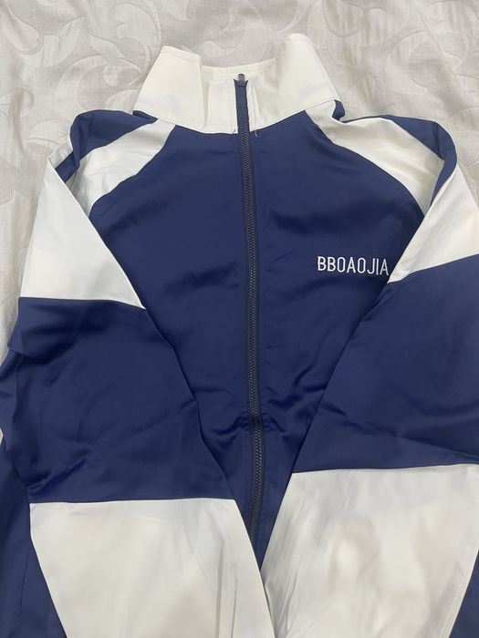 мужская синяя ветровка