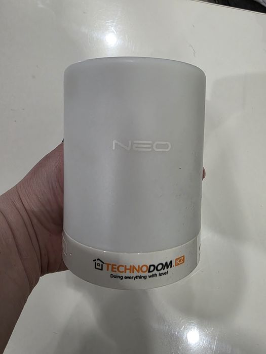 Колонка Neo с подсветкой