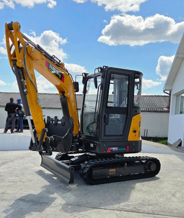 Miniexcavator 4 Tone LUBECK W390pro NOU-Leasing/Rate~ Garantie 2 ani