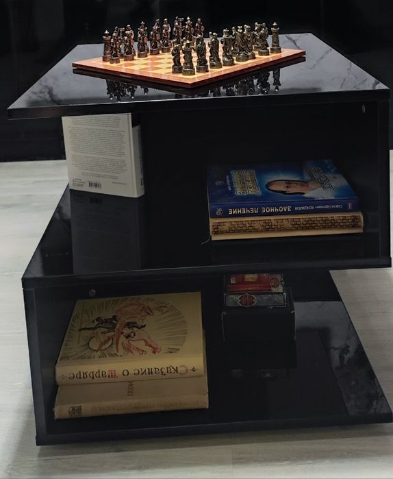 Продаётся журнальный столик