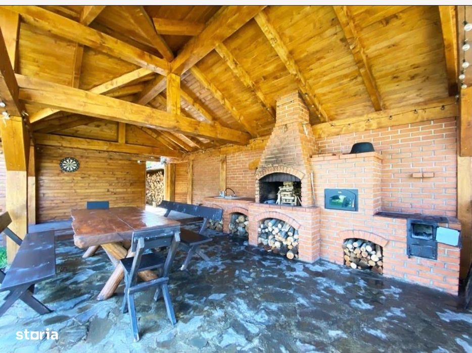 Ansamblu 3 cabane Cheile Râșnoavei 5000 mp
