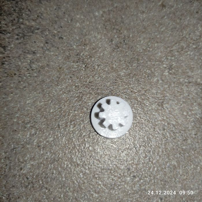 Предлагам услуги с 3д принтиране и консумативи за 3д принтери