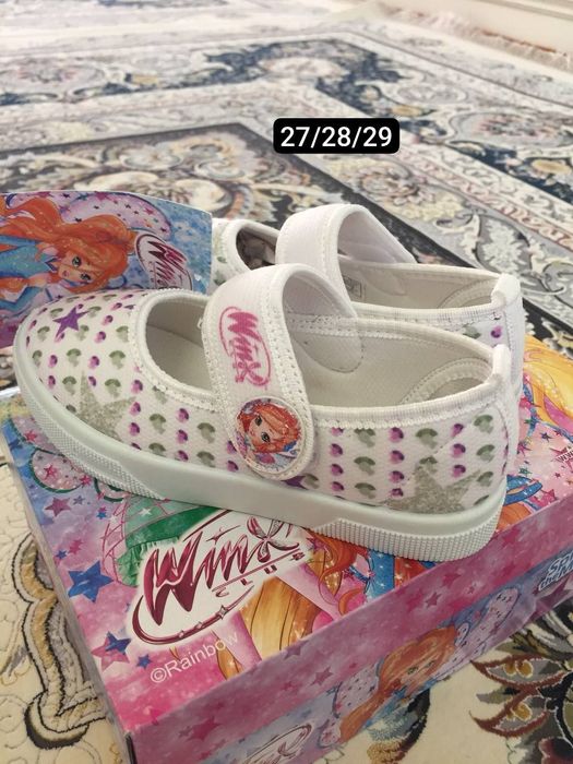 Продается кроссовки