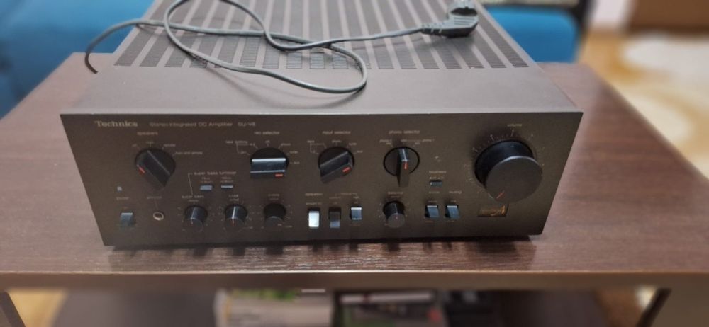 Amplificator Technics SU V8