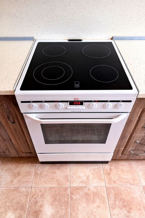 Готварска печка AEG в отлично състояние
