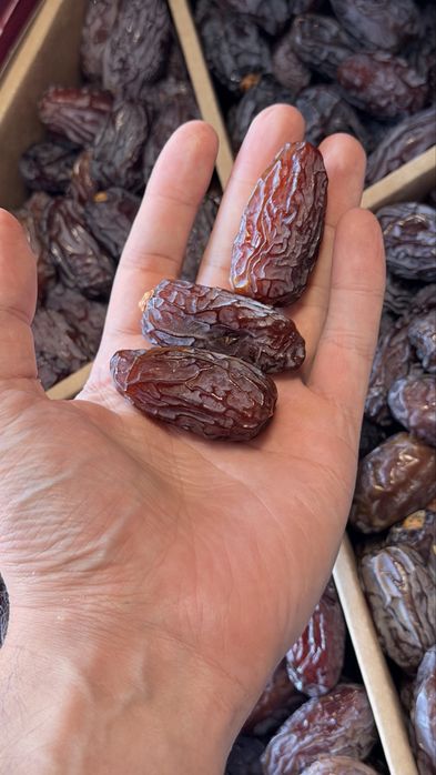 Королевские финики, Арабские