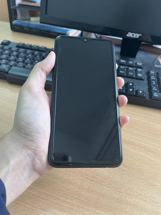 Продам Samsung Galaxy A10