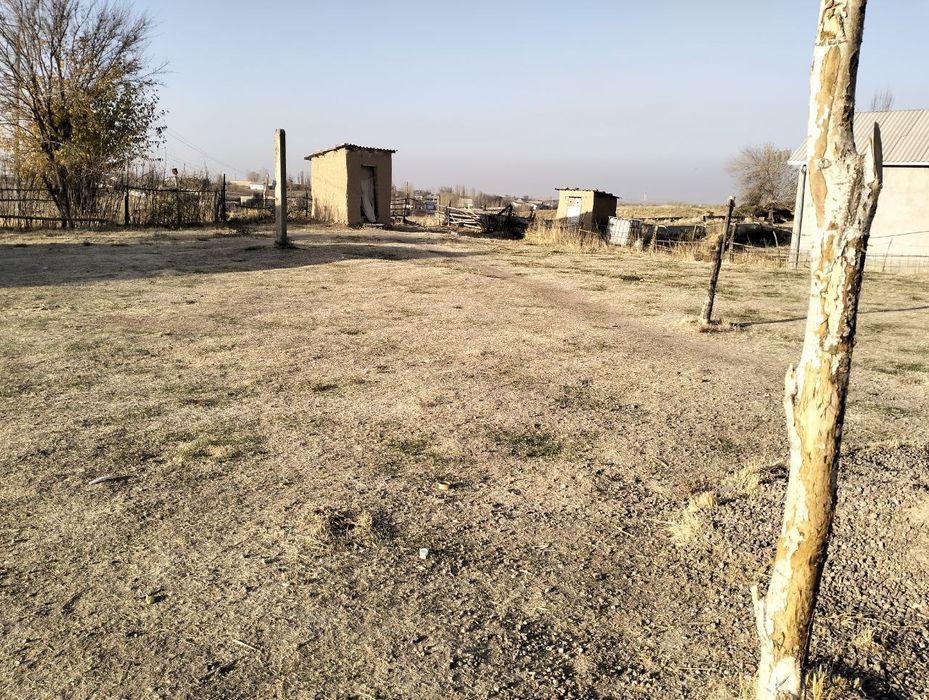 Участка сотилади