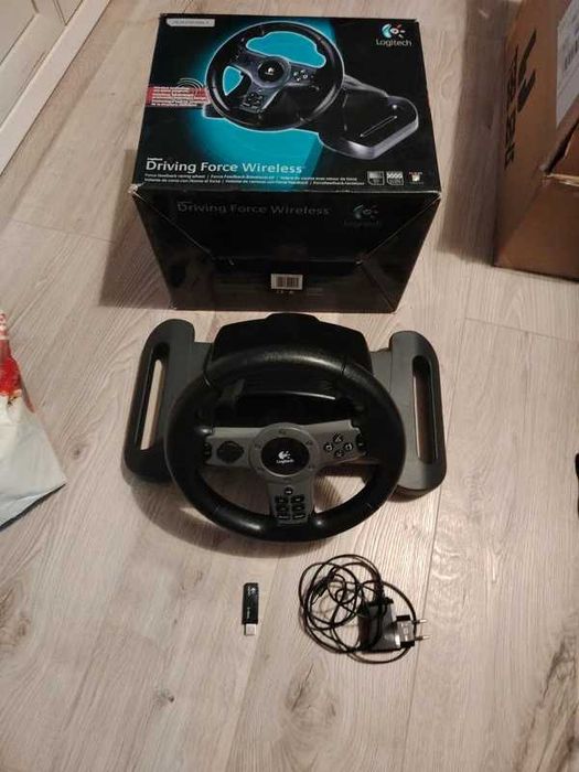Volan Logitech driving force