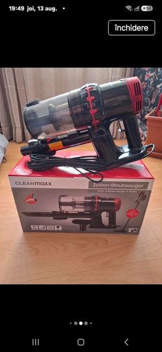 Aspirator vertical cu fir Cleanmaxx