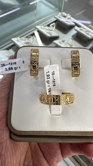 золотой комплект в стиле Dior , серьги и кольцо