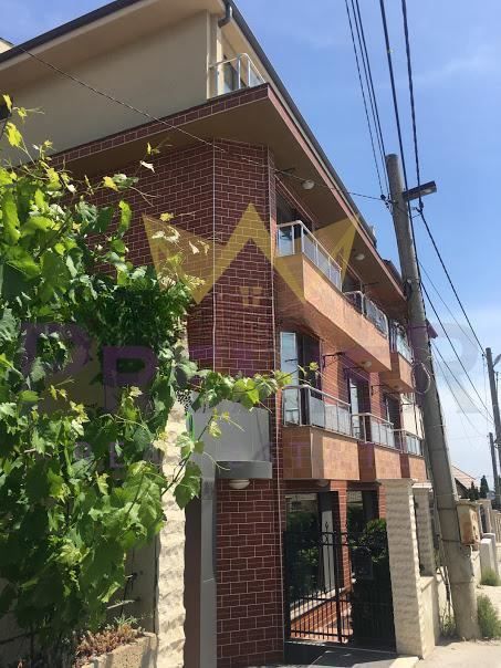 Дава се под наем Тристаен апартамент в Варна, м-т Траката - 110 кв.м за 459 € - Снимка #10