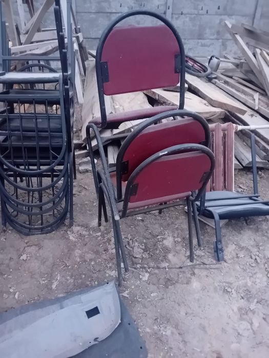 Продам стулья в хорошем состоянии