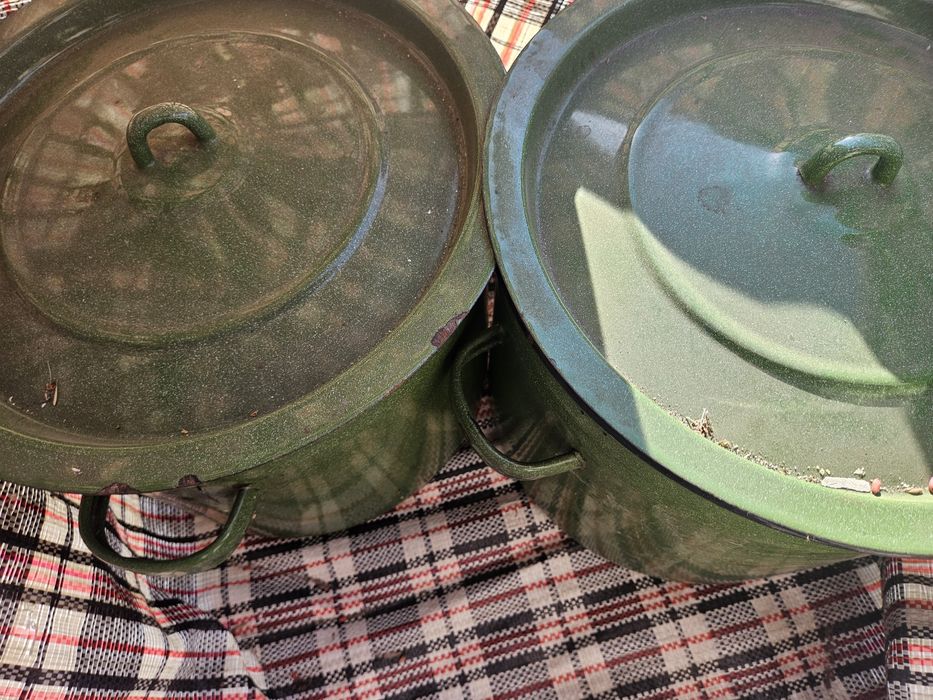 Эмалированная кастрюлю